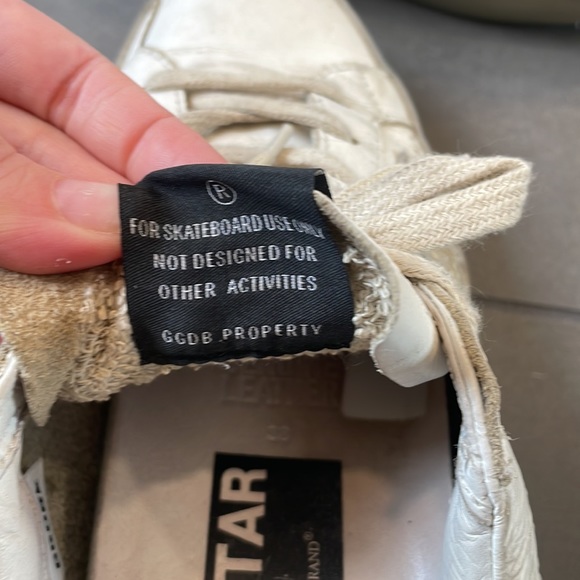 Golden Goose Superstar distressed sneakers with gold star and heel tab. Size 8 - Picture 4 of 9